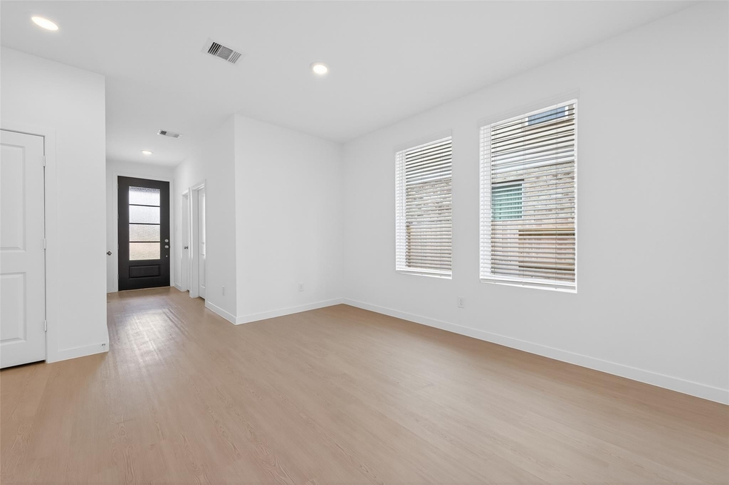 13071 Pine Trace Street - Photo 11