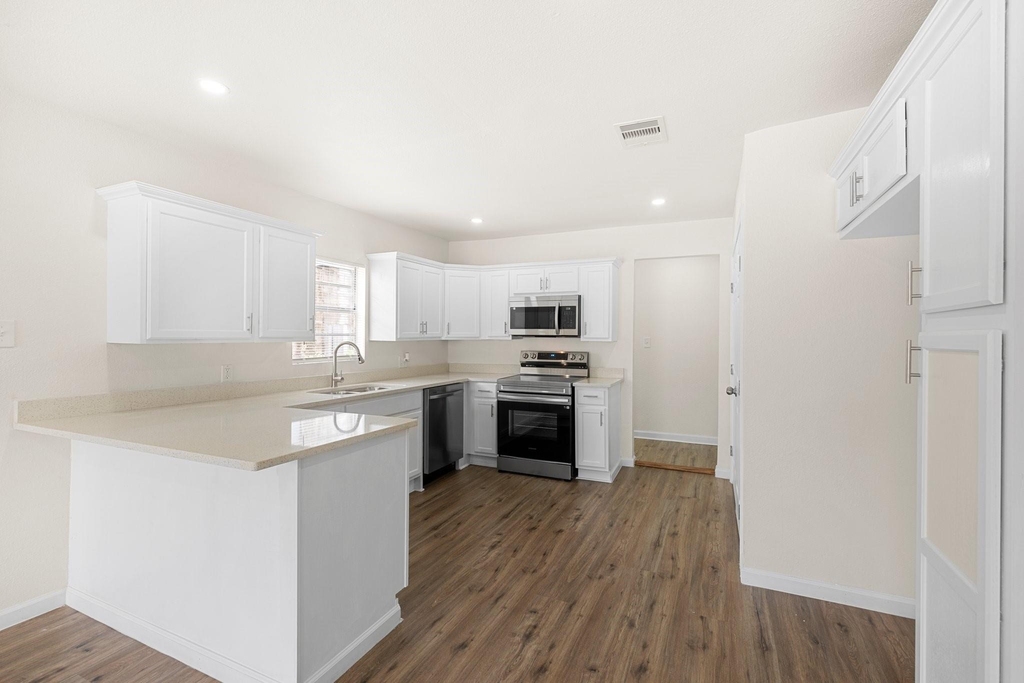 1309 Bragg Street - Photo 14