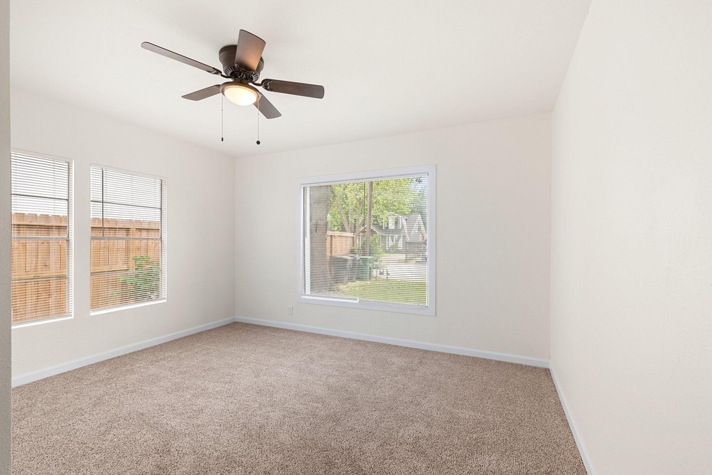 1309 Bragg Street - Photo 23