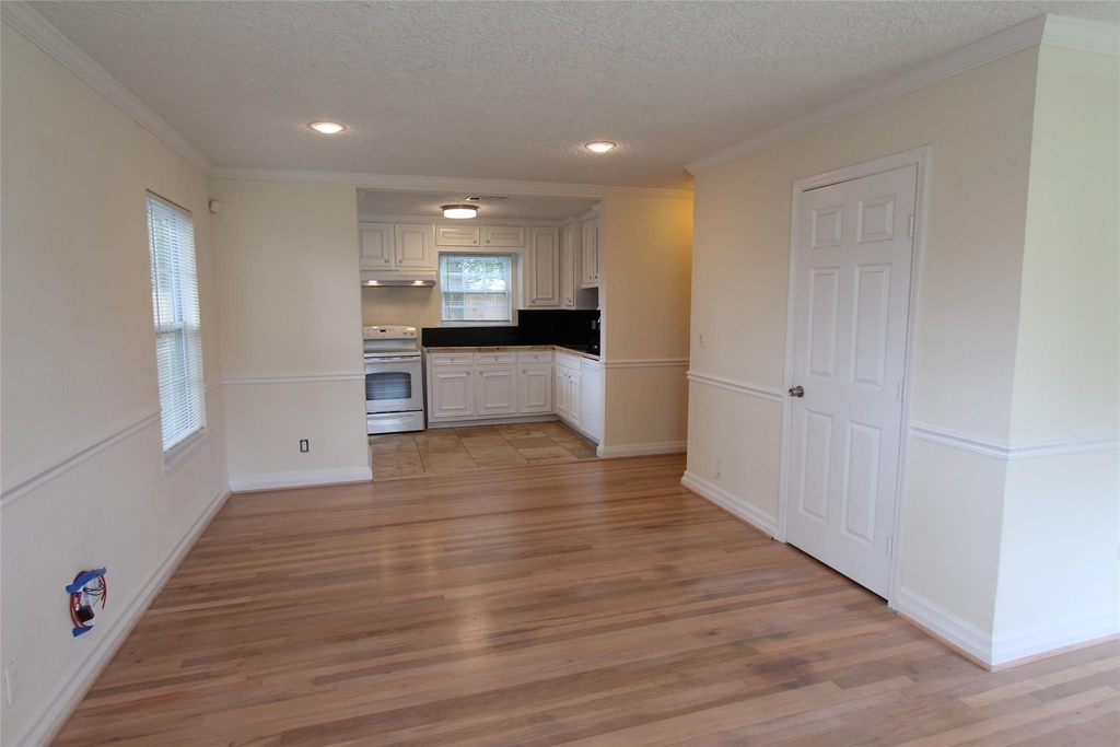 6630 Corbin Street - Photo 1