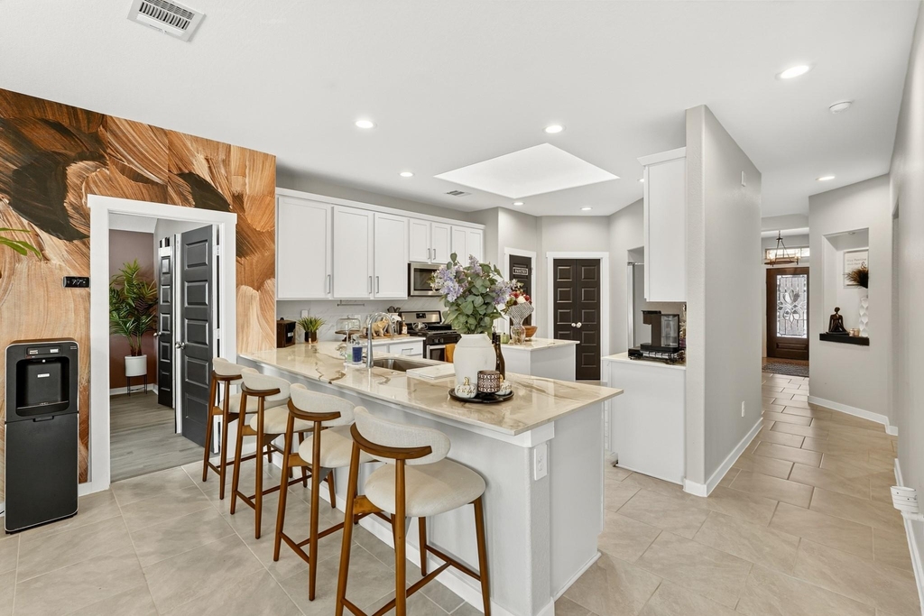 1511 Maple Ridge Drive - Photo 15