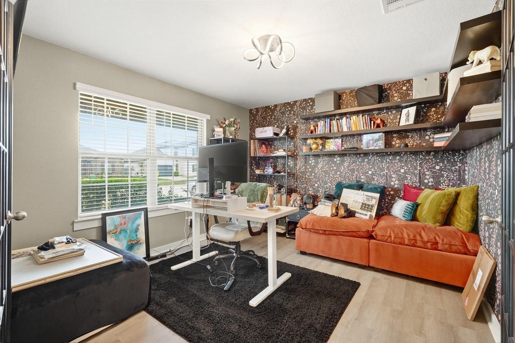 1511 Maple Ridge Drive - Photo 9