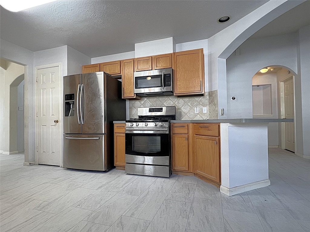 6839 Catarina Circle - Photo 5