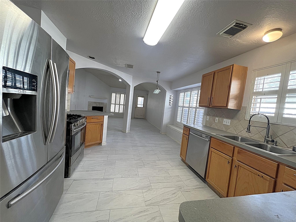6839 Catarina Circle - Photo 12