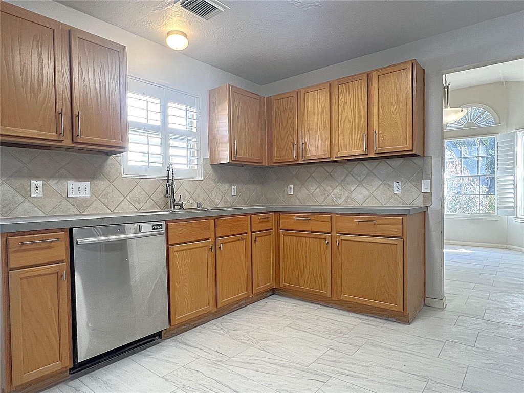 6839 Catarina Circle - Photo 11