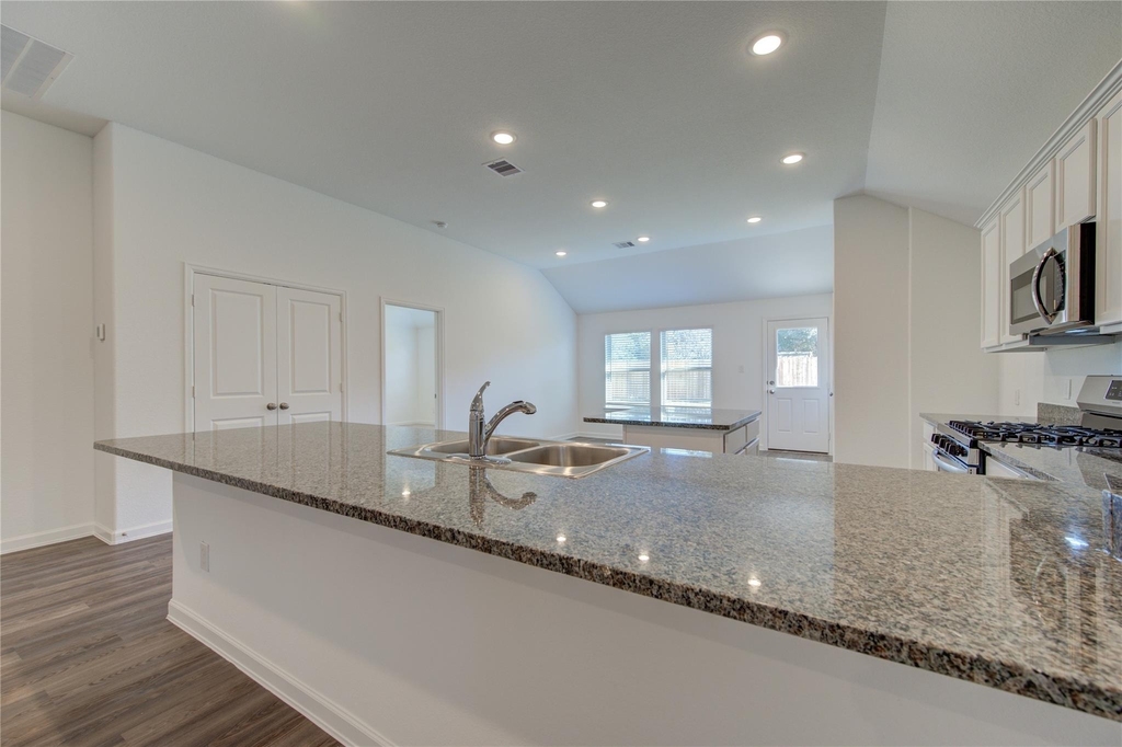 5419 Tourmaline Way - Photo 17