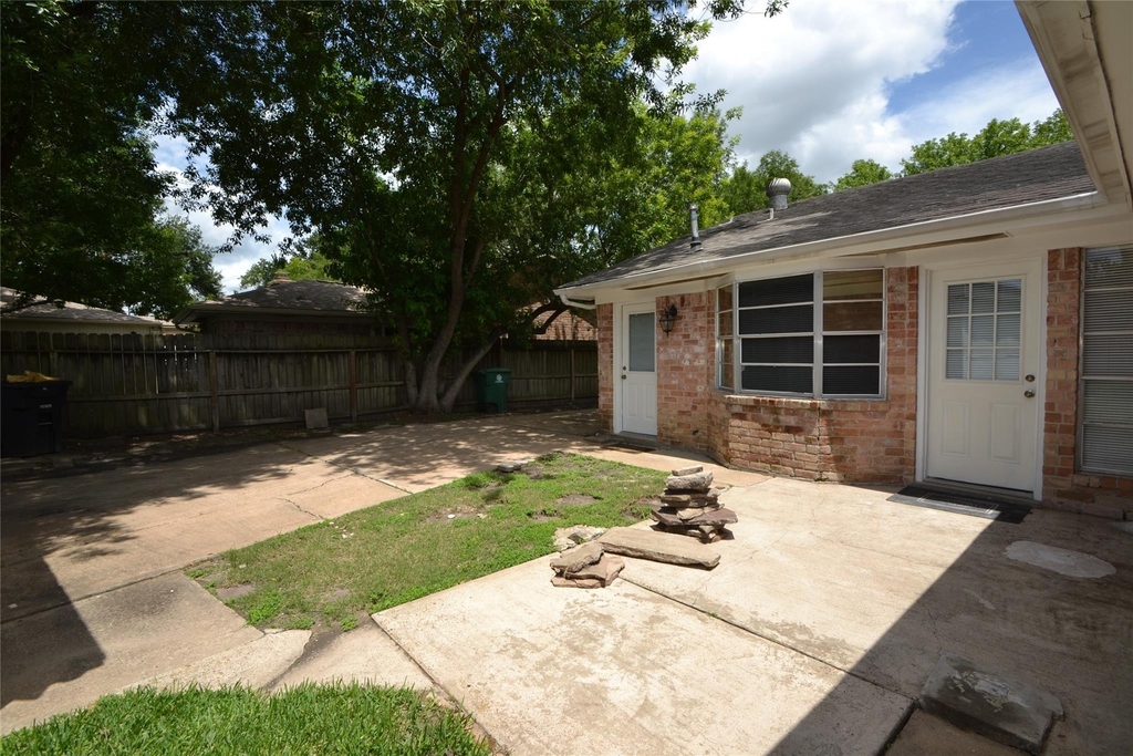 12711 Westleigh Drive - Photo 41