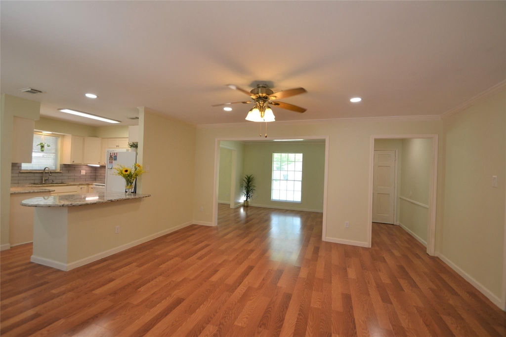 12711 Westleigh Drive - Photo 8