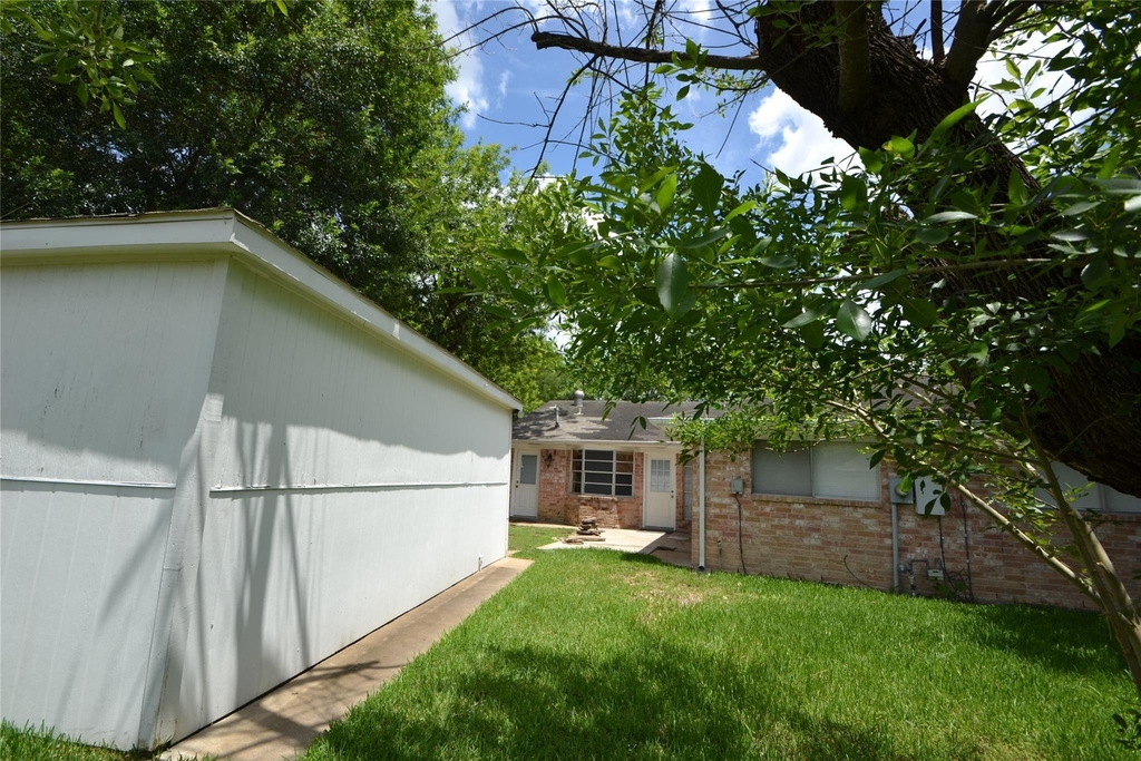 12711 Westleigh Drive - Photo 46