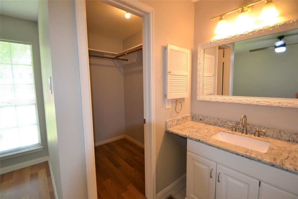 12711 Westleigh Drive - Photo 32