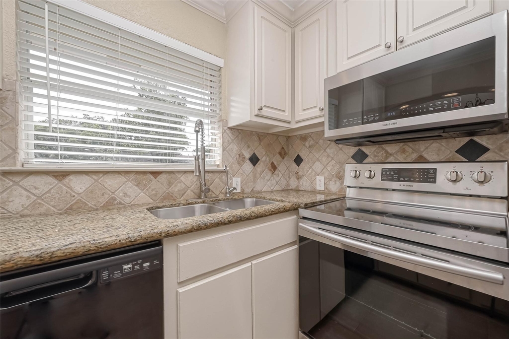 4126 Brookston Street - Photo 13