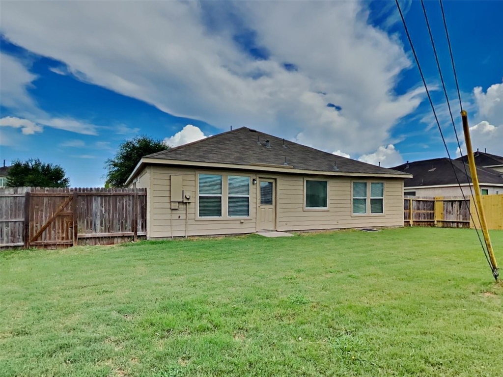3906 Hawthorne Glen Court - Photo 13