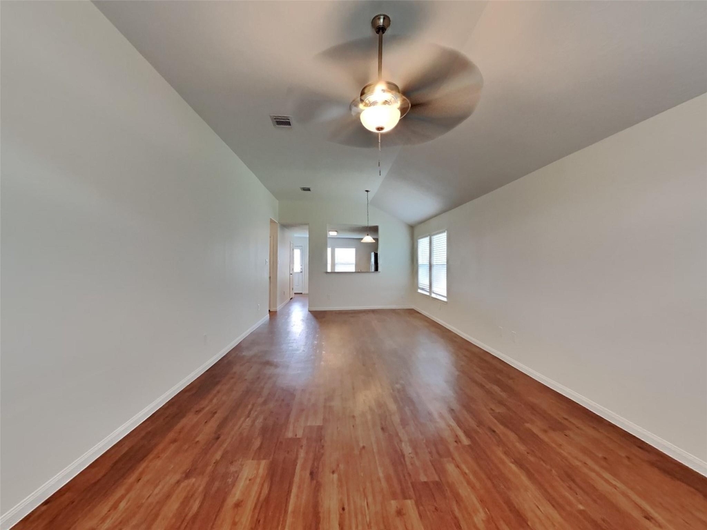 3906 Hawthorne Glen Court - Photo 3