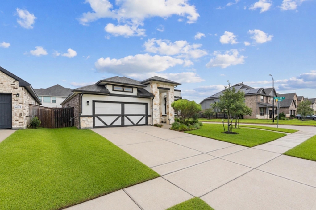 6027 Thief River Falls Drive - Photo 27