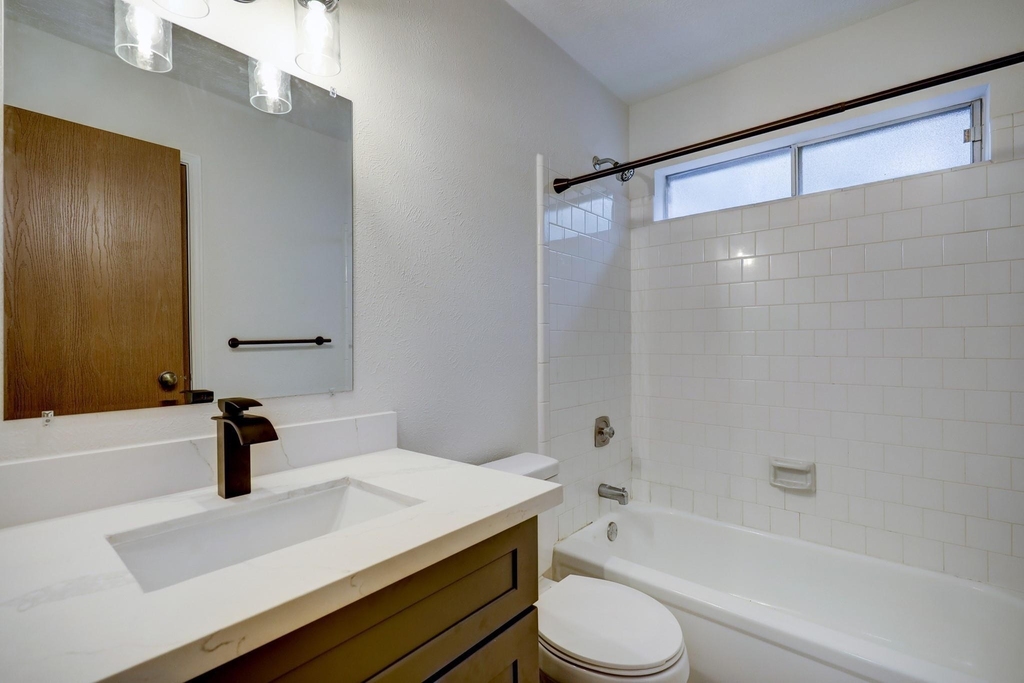 34 N High Oaks - Photo 6