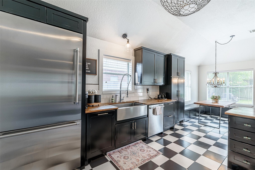 7519 Stonesfield Place - Photo 14