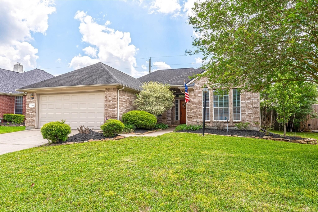 7519 Stonesfield Place - Photo 0