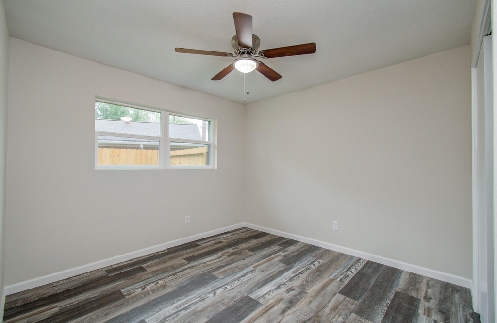 9406 Autauga Street - Photo 17