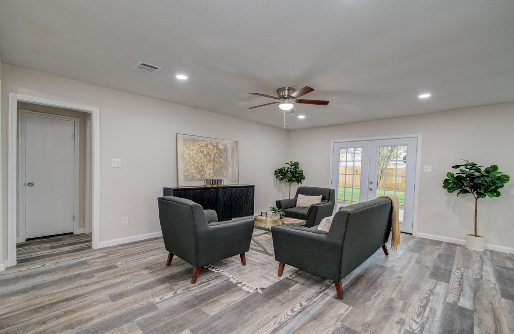 9406 Autauga Street - Photo 8