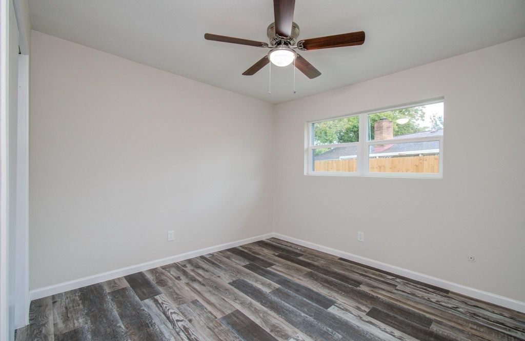 9406 Autauga Street - Photo 20