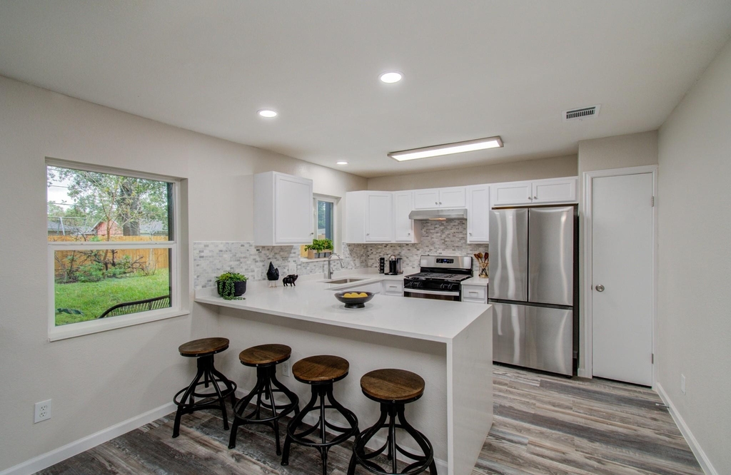 9406 Autauga Street - Photo 12