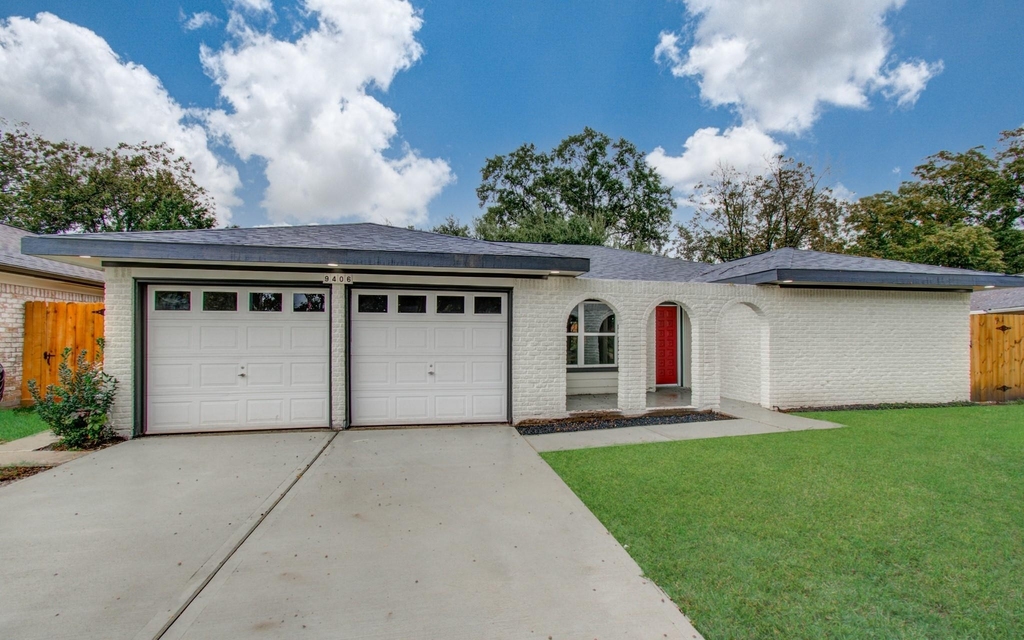 9406 Autauga Street - Photo 1