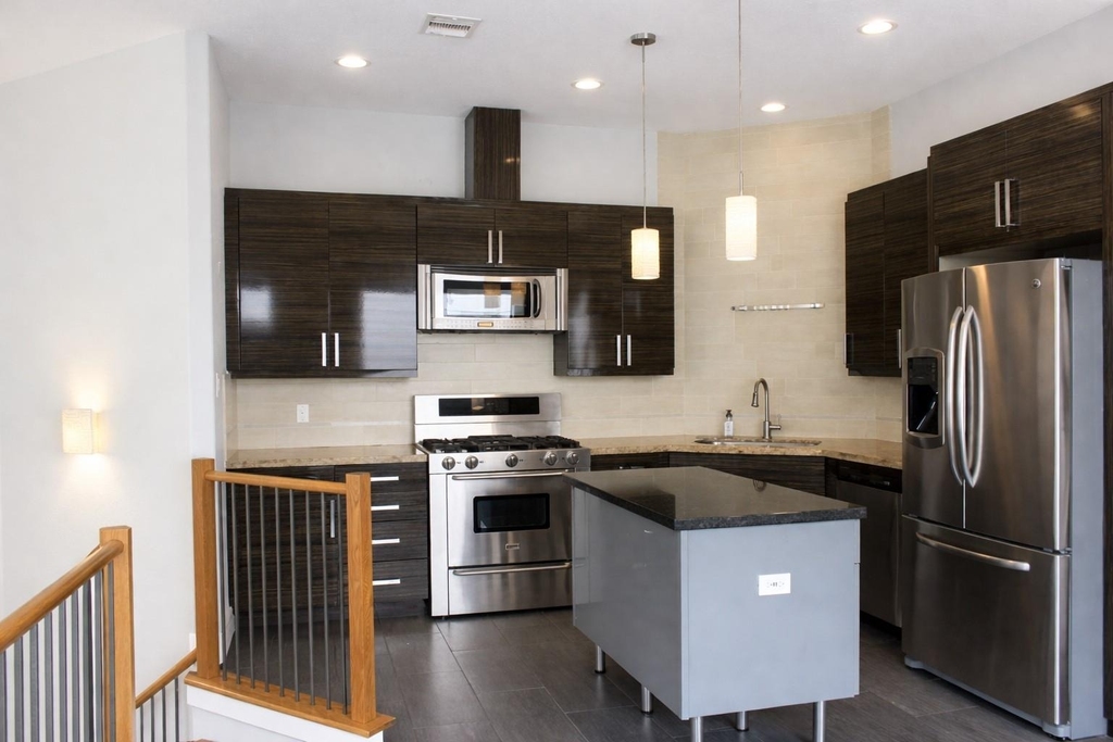 5232 Cornish Street - Photo 3