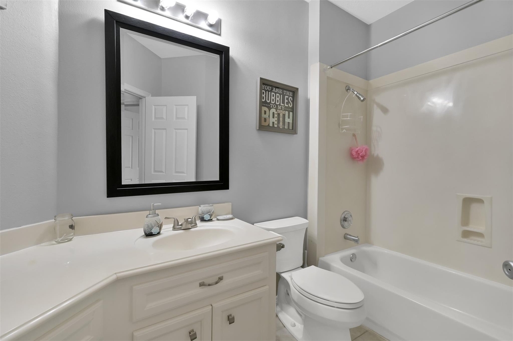 9706 Chipstead Court - Photo 36