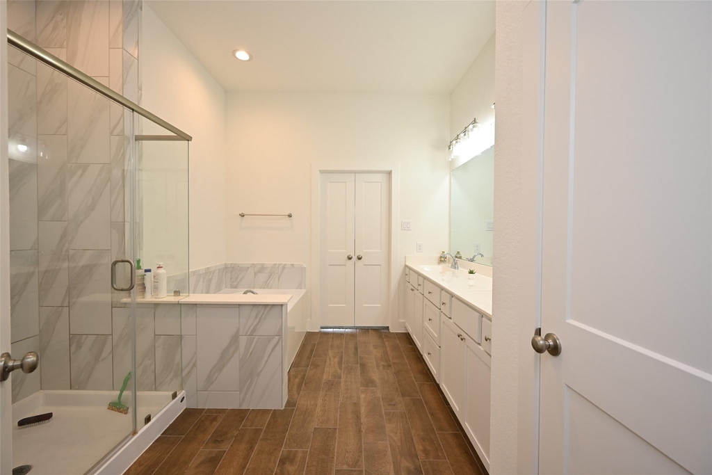 1535 Cathedral Bend Drive - Photo 12