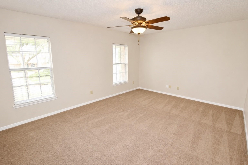 3331 Oak Branch Lane - Photo 9