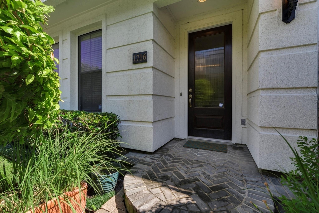 1716 Edwards Street - Photo 0