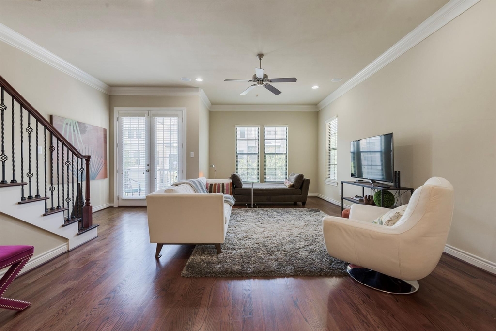 1716 Edwards Street - Photo 8