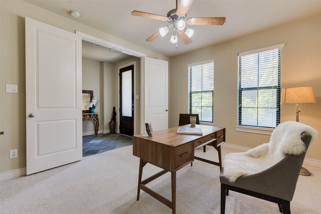 1716 Edwards Street - Photo 5