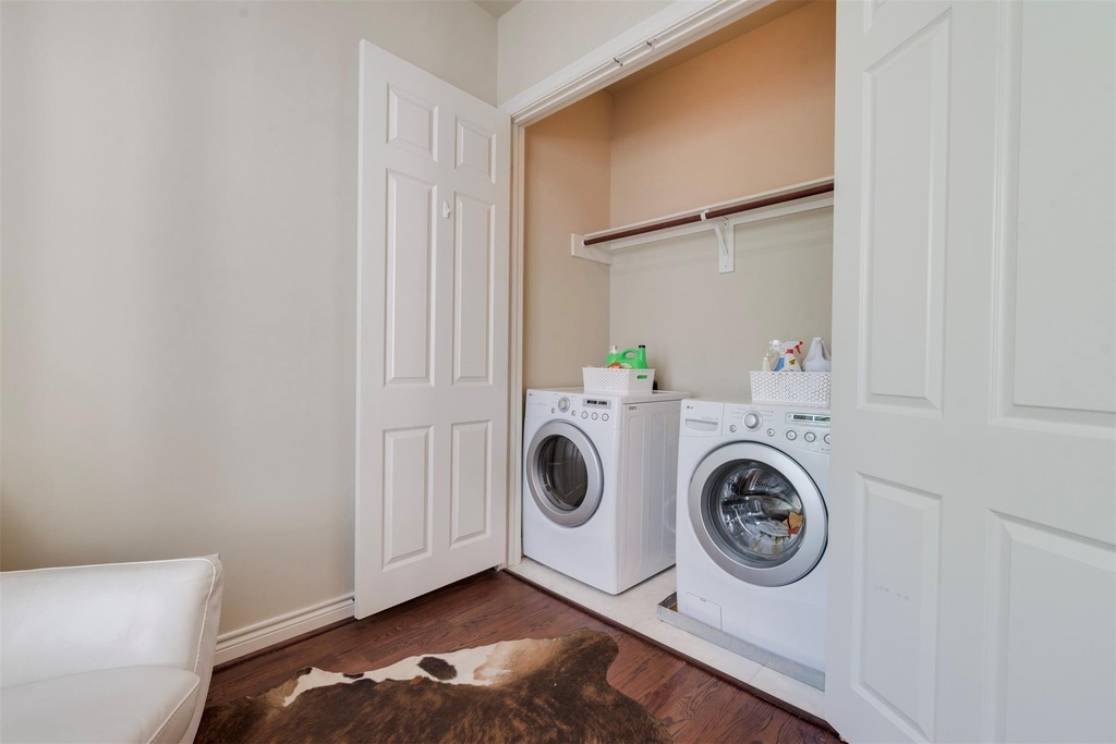 1716 Edwards Street - Photo 19