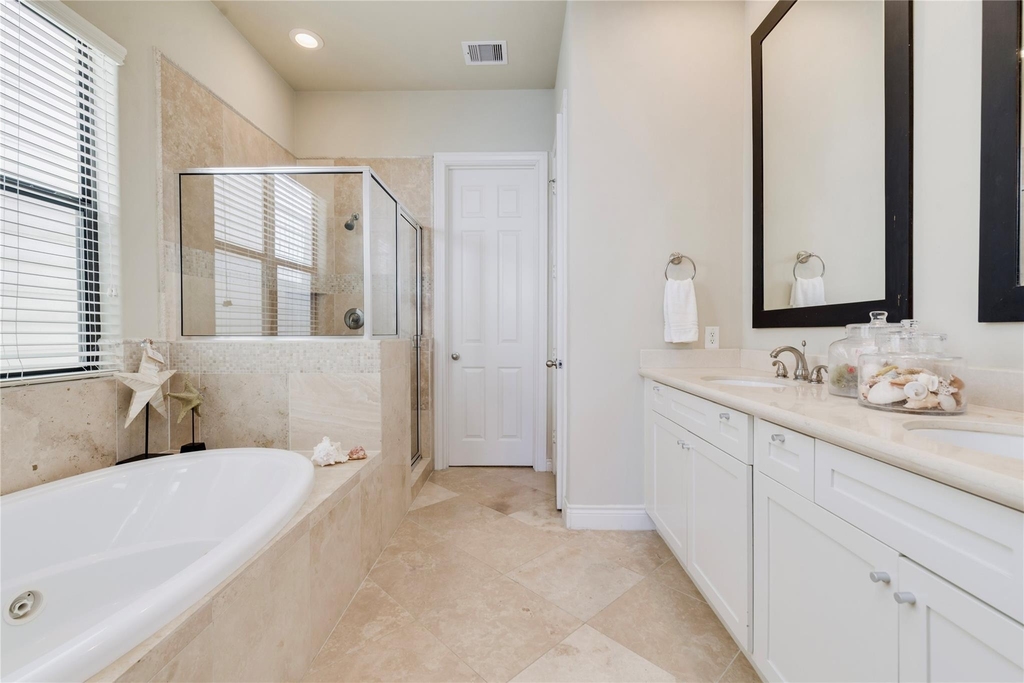 1716 Edwards Street - Photo 25