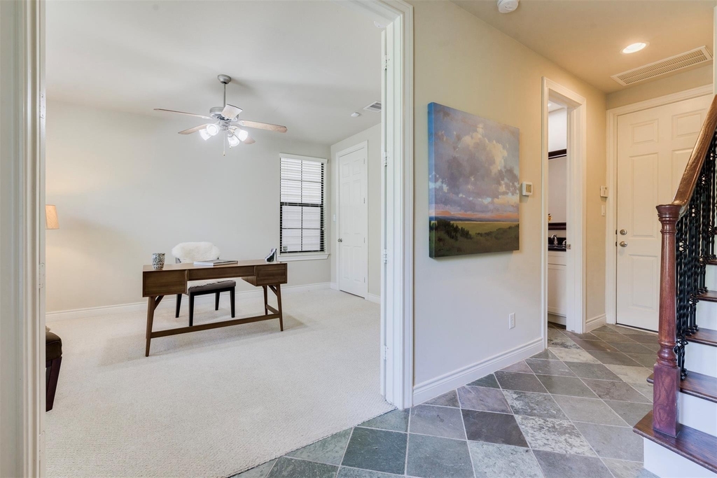 1716 Edwards Street - Photo 3