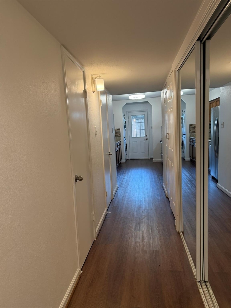 12925 Trail Hollow Drive - Photo 10
