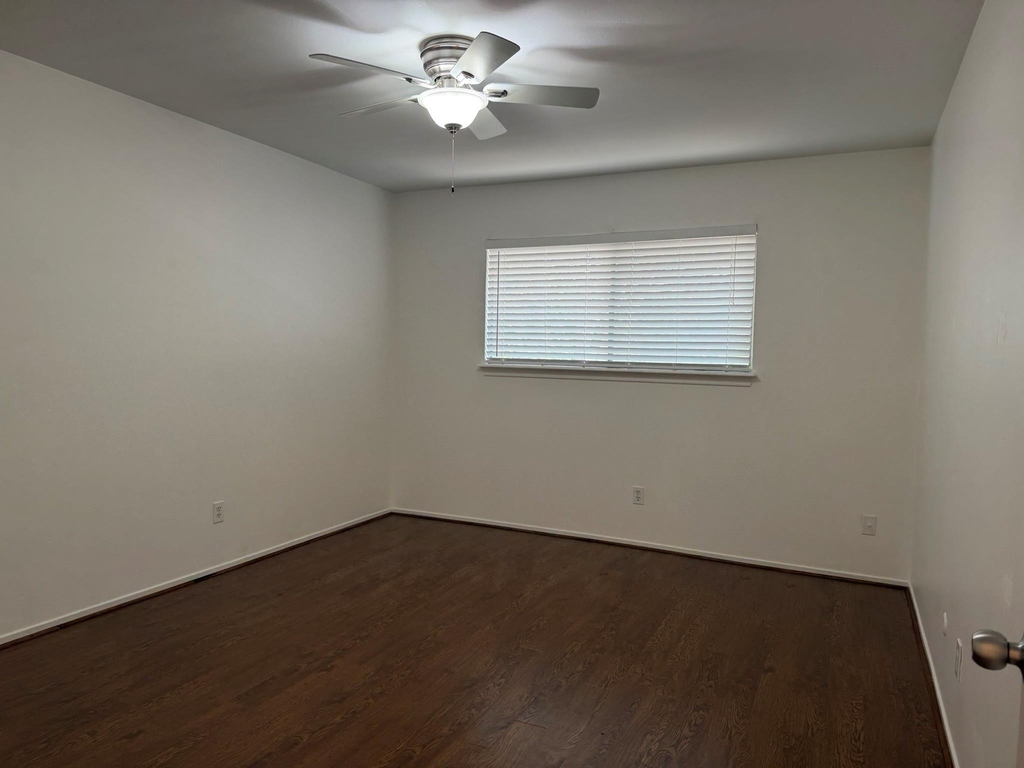 12925 Trail Hollow Drive - Photo 19