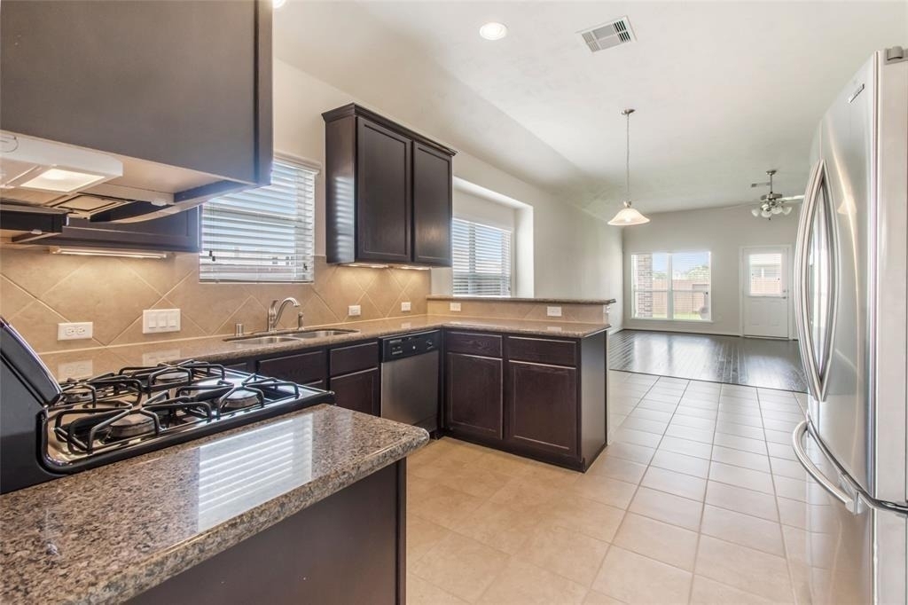 3103 Rose Trace Drive - Photo 3