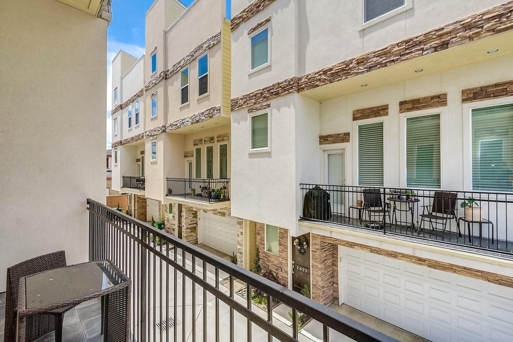 1615 Shearn Street - Photo 15