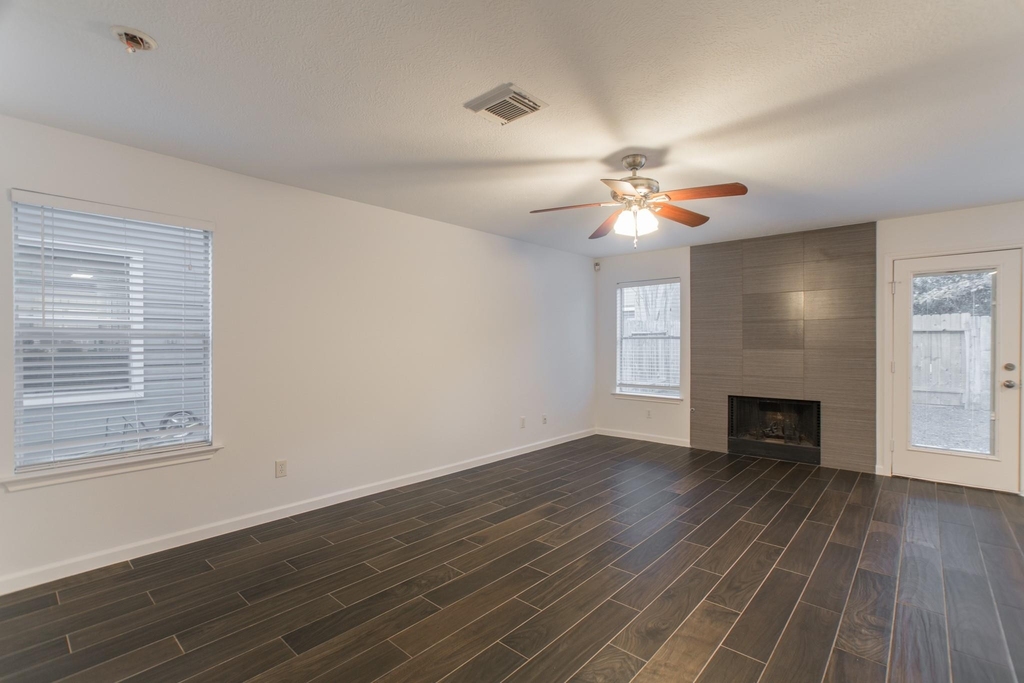 226 Blushwood Place - Photo 14