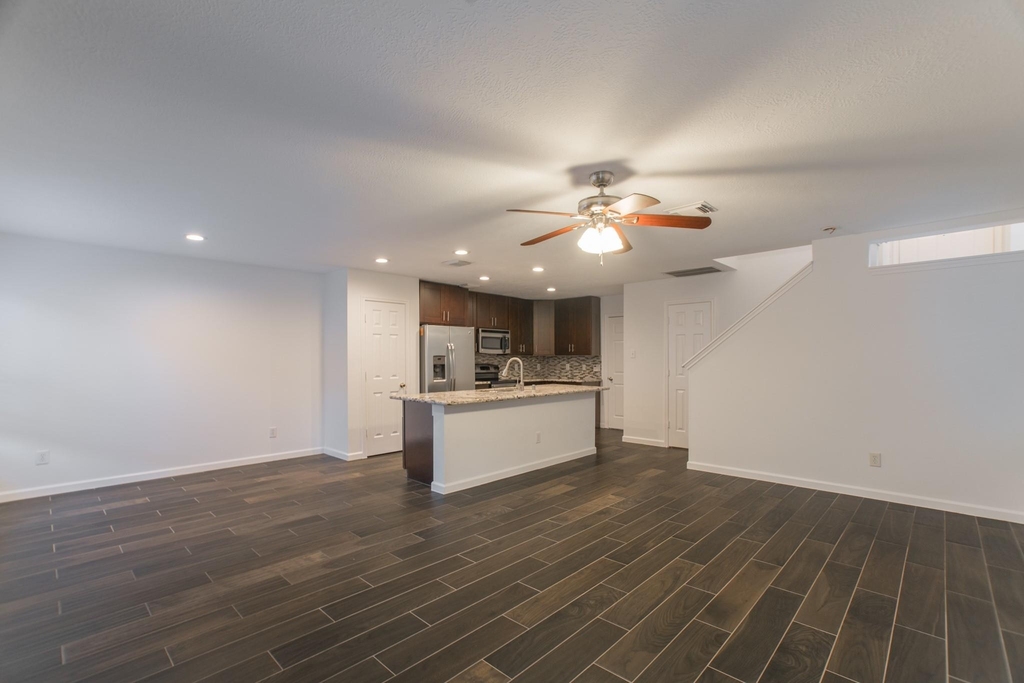 226 Blushwood Place - Photo 16