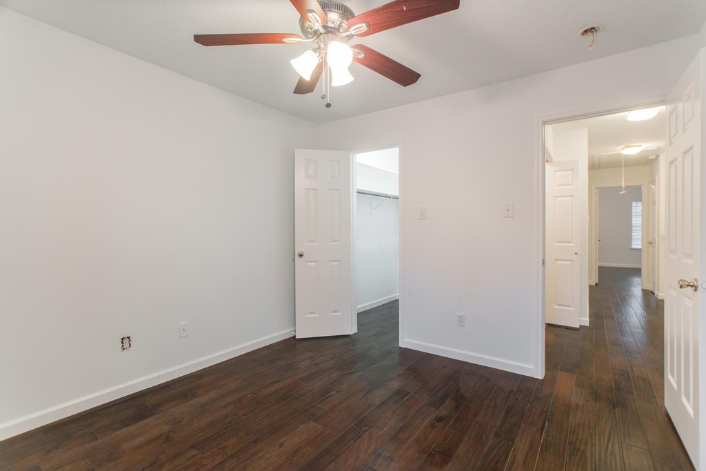 226 Blushwood Place - Photo 39