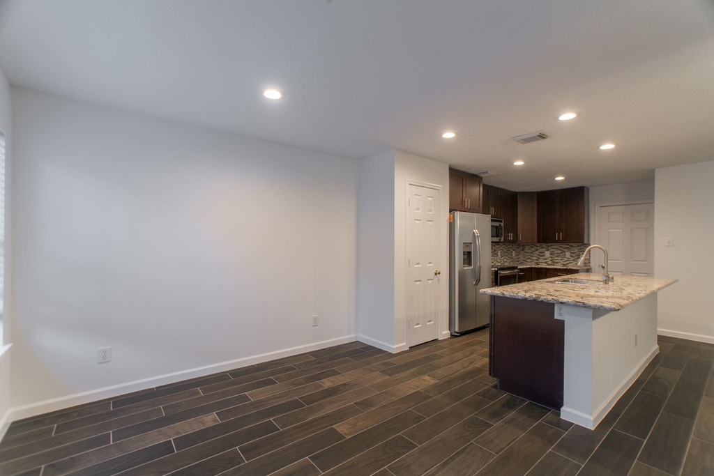 226 Blushwood Place - Photo 21