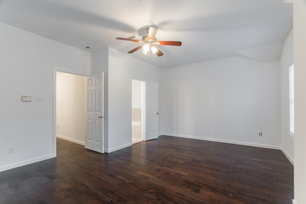 226 Blushwood Place - Photo 29