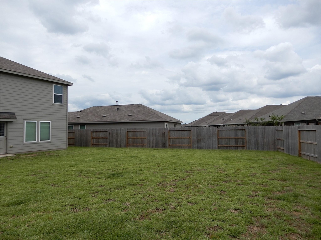 21102 Trivento Drive - Photo 20