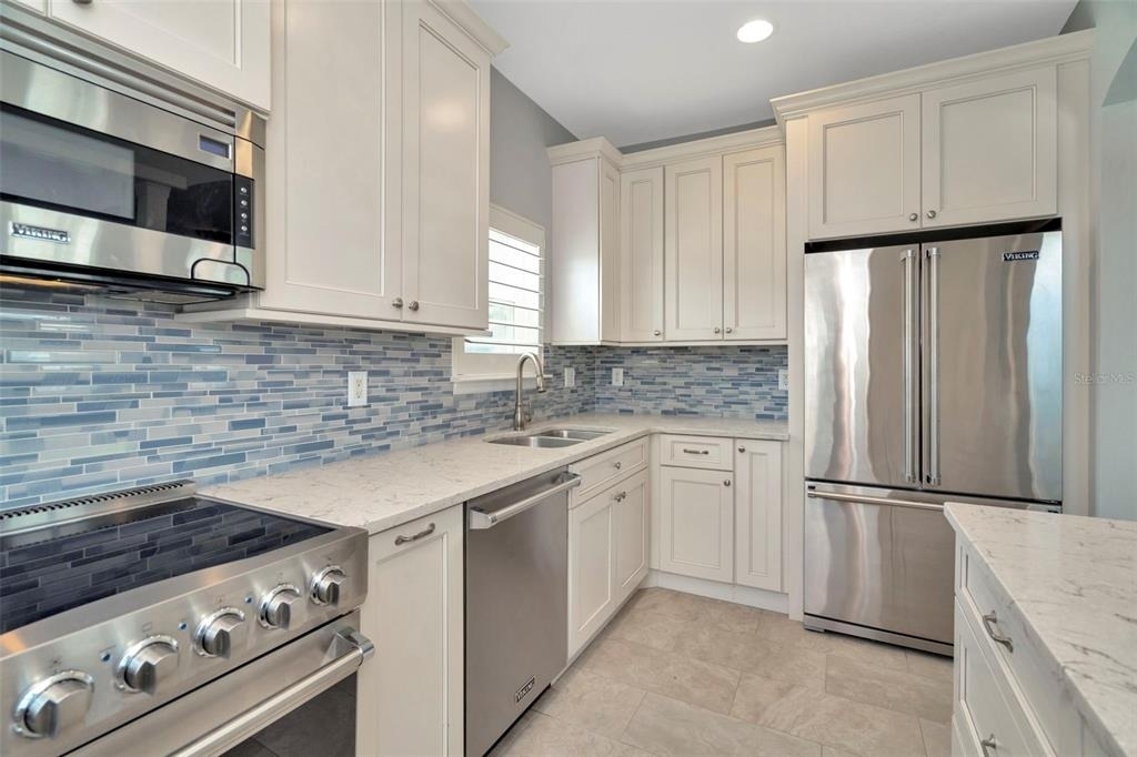 3213 Marcellus Circle - Photo 10