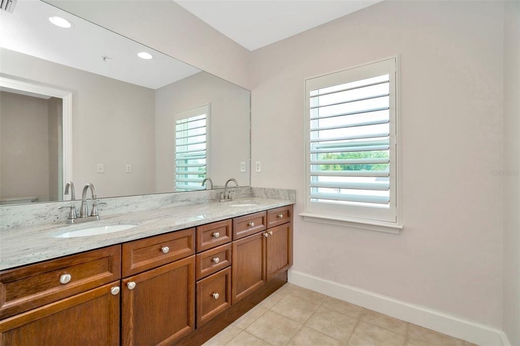 3213 Marcellus Circle - Photo 23