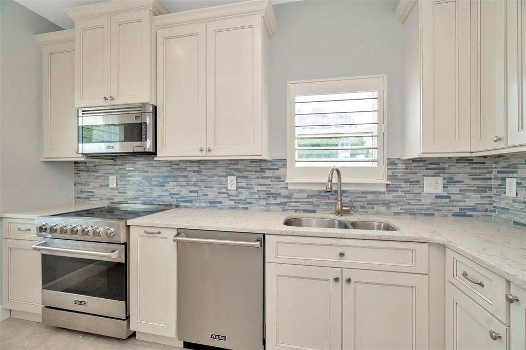 3213 Marcellus Circle - Photo 11