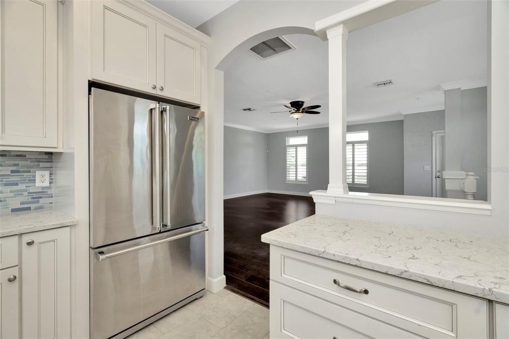 3213 Marcellus Circle - Photo 13